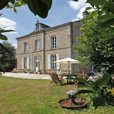 Le Presbytere Bed and Breakfast Saint-Bomer-les-Forges Exterior foto