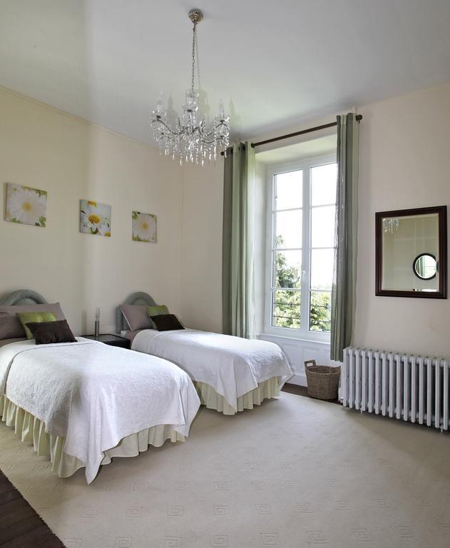 Le Presbytere Bed and Breakfast Saint-Bomer-les-Forges Exterior foto